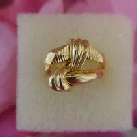 انگشتر طلا ۱۸ عیار