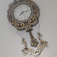 ساعت دیواری سبک سنتی بدنه پلاستیک