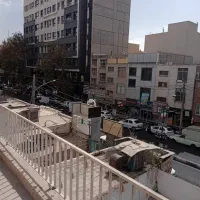135متر تجاری و مسکونی برخیابان اصلی شمشیری