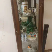 تخت تک نفره دو عدد با تشک فرش نه متری ویترین