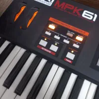 میدی کیبورد Akai MPK61 ساخت تایوان