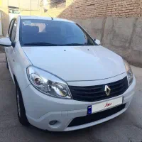 رنو ساندرو اتومات مدل ۹۵
