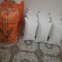 زیر گوشی پر|رختخواب، بالش، پتو|کوهدشت, |دیوار