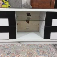 میزتی وی سالم رنگ سفیدمشکی سالم سفارشی درست شده|میز تلویزیون|رشت, کوی حسینی|دیوار