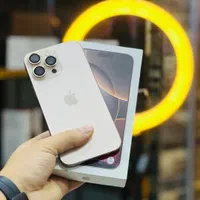 اپل iPhone 16 Pro با حافظهٔ ۲۵۶ گیگابایت