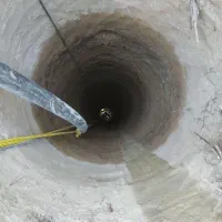 ومغنی چاه کن با 15 سال سابقه کار در شهرها تهران