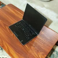 لپ تاپ  دل Core i7/ رام ۸/ بدون خط و خش/نسل ۴