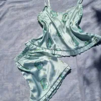 لباس ساتن لباس راحتی لباس خواب روبالشی|لباس|قائن, |دیوار