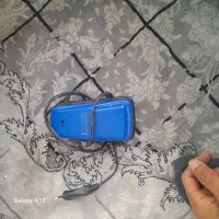 مقداری وسیله پایه میکرفن  وکتاب پز و پمپ آکواریم