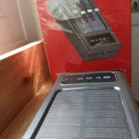 فروش پاوربانک سی هزار خورشیدی با چراغ قوه