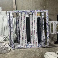 پنجره پی وی سی درب آکاردئونی