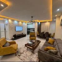 ۶۵ متر / دو‌ خواب / پارکینگ دار