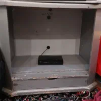 تلویزیون 28 اینچ سونی، میز و پخش کننده|تلویزیون و پروژکتور|زاهدان, |دیوار