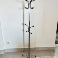 جالباسی ایستاده