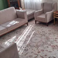 مبل کرم رنگ|مبلمان خانگی و میز عسلی|تهران, فرمانیه|دیوار