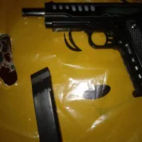 تفنگ فلزی ساچمه ای|اسباببازی|قم, امامزاده ابراهیم|دیوار