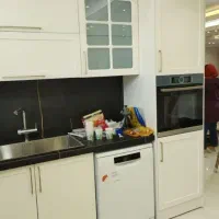 شاگرد کابینت سازی