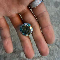 الماس موزونایت
