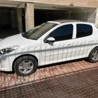 ۲۰۷ مدل ۱۴۰۰ سقف شیشه ای بسیار کم کارکرد