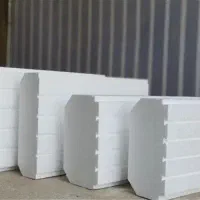 5 نفر نیرو برای کار تو تولیدی آکاستیو