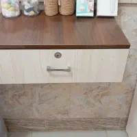 لوازم ارایشگاه زنانه|آرایشگاه و سالن‌های زیبایی|مشهد, کلاته برفی|دیوار