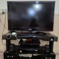 تلویزیون سامسونگ 42 اینچ با میز