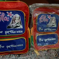 کیف مدرسه|کیف، کفش، کمربند|اهواز, کوی باهنر|دیوار