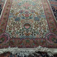 فروش فرش دستباف ابریشم کار شده|فرش|همدان, |دیوار