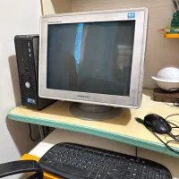 کامپیوتر با تمام لوازم