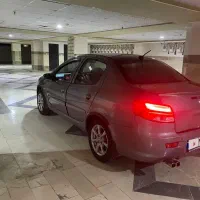 رانا پلاس سقف شیشه ۱۴۰۱|خودرو سواری و وانت|تهران, وردآورد|دیوار