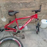 خرید دوچرخه از سایز ۲۴ به بالا کهنه نیاز به تعمیر