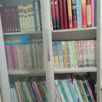 فروش کتاخانه با ۱۵۰ جلد رمان