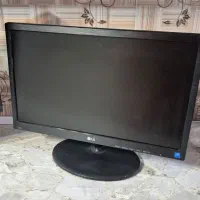 فروش دو عدد مانیتور کاملا سالم