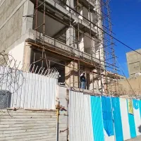 داربست ساکی (پیچ و رولپلاک)