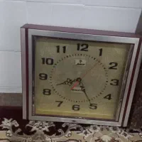 تعدادی ساعت کاملا سالم