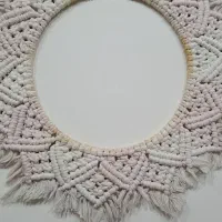آینه دیواری مکرومه سفیدصورتی