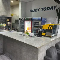استخدام نیرو در بوفه باشگاه
