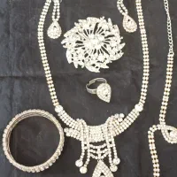 سرویس 7تکه طرح سیلور رنگ ثابت بسیار زیبا