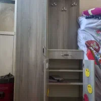 کمد نو هستش زیاد استفاده نشده جنسش عالی هستش|جاکفشی، کمد، دراور|قرچک, داوود آباد|دیوار