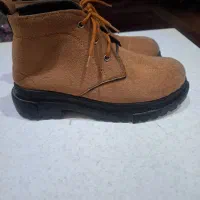 نیم بوت سایز ۳۸|کیف، کفش، کمربند|گرمدره, |دیوار