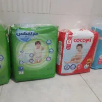 12 پوشک بچه،