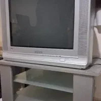 تلویزیون سامسونگ با میز|تلویزیون و پروژکتور|تهران, حشمتیه|دیوار