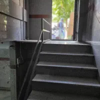 ۹۵متر زیربنا مفید زیر همکف تجاری بر  امام خمینی