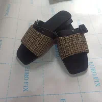 ونس سامبا صندل کالج