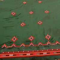 خیاط موسوم دوچ هستم، دوچگر سبزو دوچ|لباس|آزادشهر, |دیوار