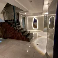 کاغذدیواری.آینه کاری. پارکت کناف. بازسازی ساختمان