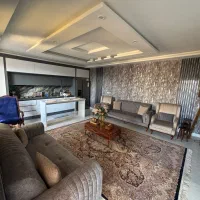 مبل ۸نفره همراه میز وسط و سه عدد عسلی