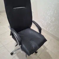 صندلی چرخدار مدیریتی