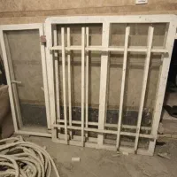 پنجره آهنی  با شیشه|مصالح و تجهیزات ساختمان|کرج, شهرک سهرابیه|دیوار