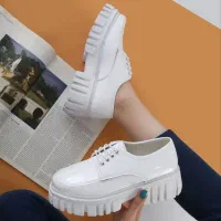 ونس لوفر زنانه